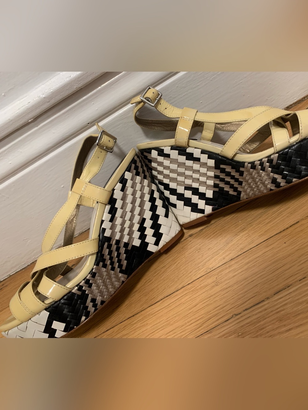 EUC Cole Haan Multi Black/White Woven Hi Wedge Platform Yellow Sandals Size 8.5M - Picture 10 of 14